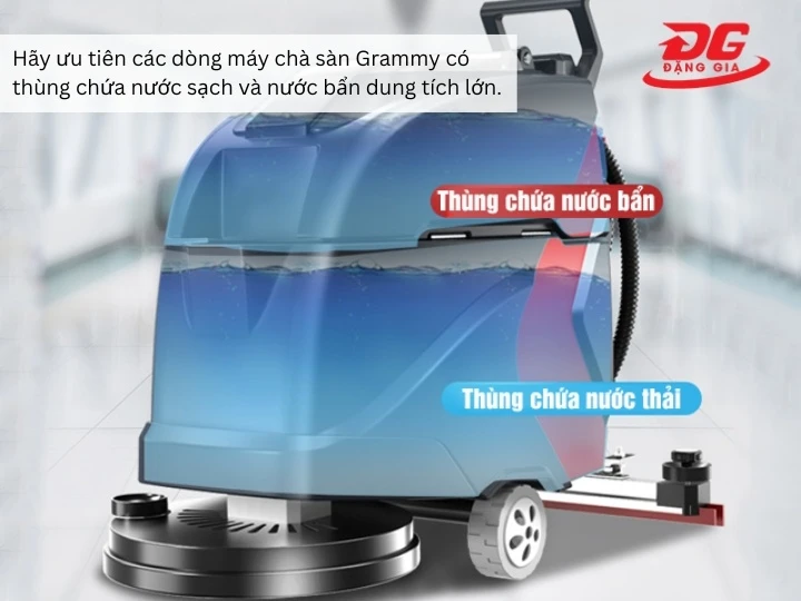 Ưu tiên máy có thùng chứa nước lớn