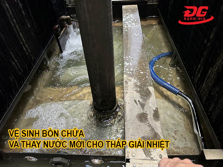 vệ sinh bồn chứa