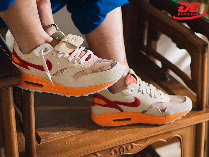 Cách vệ sinh giày Nike do mồ hôi